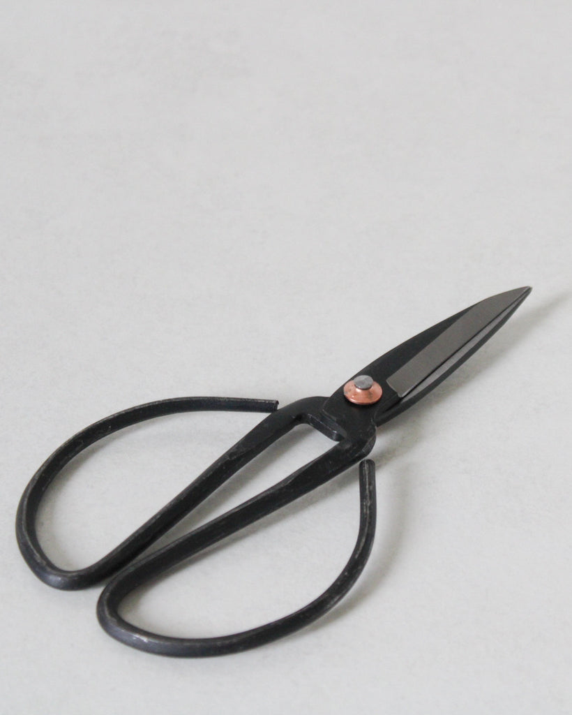 Hand-forged carbon steel bonsai scissors with vintage design, traditional cutting tool